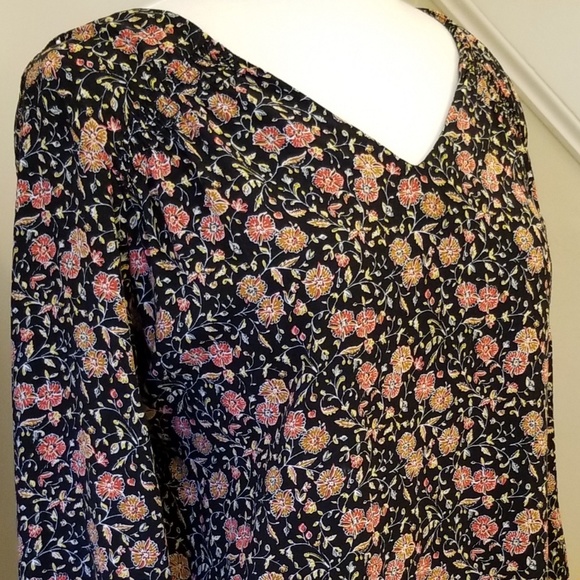 Old Navy flowered dress - Picture 4 of 5